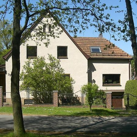 הוהן נוינדורף Ferienwohnung Am Wasserturm מראה חיצוני תמונה